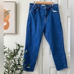 Abercrombie Mom high rise jeans